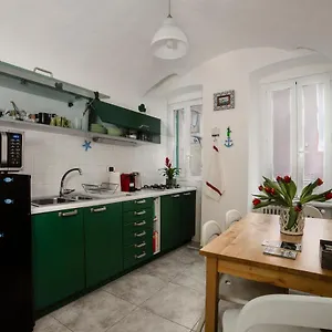 La Magnolia, Caressa De Mae Appartement Bordighera